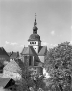 Vue éloignée du chevet depuis le sommet de la tour du Paravis. © Région Bourgogne-Franche-Comté, Inventaire du patrimoine