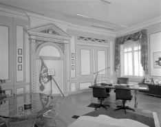 Intérieur : le bureau du maire depuis l'entrée. © Région Bourgogne-Franche-Comté, Inventaire du patrimoine