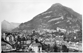 Saint-Claude (Jura) - Vue Générale et le Mont Bayard (alt. 990 m.). © Région Bourgogne-Franche-Comté, Inventaire du patrimoine