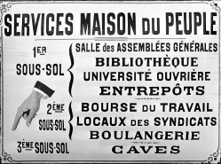 Plaque émaillée indiquant les Services de la Maison du Peuple. © Région Bourgogne-Franche-Comté, Inventaire du patrimoine