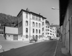 Vue d'ensemble des façades sur la route de Genève. © Région Bourgogne-Franche-Comté, Inventaire du patrimoine
