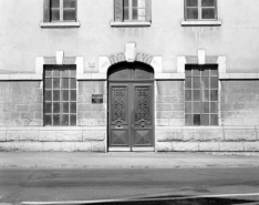 Entrée du 1er bâtiment. © Région Bourgogne-Franche-Comté, Inventaire du patrimoine