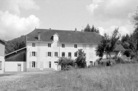 Façade antérieure du premier atelier de fabrication. © Région Bourgogne-Franche-Comté, Inventaire du patrimoine