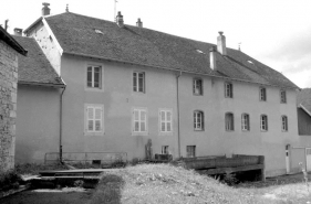 Façade postérieure du premier atelier de fabrication. © Région Bourgogne-Franche-Comté, Inventaire du patrimoine