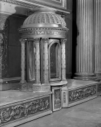 Vue d'ensemble du tabernacle de trois quarts gauche. © Région Bourgogne-Franche-Comté, Inventaire du patrimoine