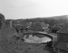 Vue rapprochée depuis le sud-ouest en 1992. © Région Bourgogne-Franche-Comté, Inventaire du patrimoine