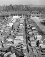 Vue d'ensemble : aire des matières premières et ateliers de fabrication. © Région Bourgogne-Franche-Comté, Inventaire du patrimoine