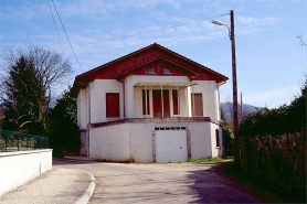 Maison métallique rue de Peroset : façade antérieure. © Région Bourgogne-Franche-Comté, Inventaire du patrimoine
