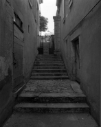 Vue de l'escalier menant au jardin. © Région Bourgogne-Franche-Comté, Inventaire du patrimoine