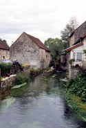 Ancienne huilerie et façade postérieure. © Région Bourgogne-Franche-Comté, Inventaire du patrimoine