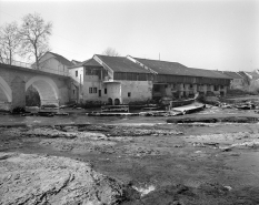 Vue d'ensemble depuis l'est. © Région Bourgogne-Franche-Comté, Inventaire du patrimoine