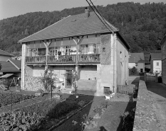 Façade postérieure. © Région Bourgogne-Franche-Comté, Inventaire du patrimoine