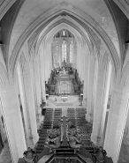 Vue générale du vaisseau central et du choeur depuis la coursière haute. © Région Bourgogne-Franche-Comté, Inventaire du patrimoine