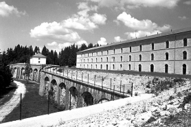 Enceinte du fort. © Région Bourgogne-Franche-Comté, Inventaire du patrimoine