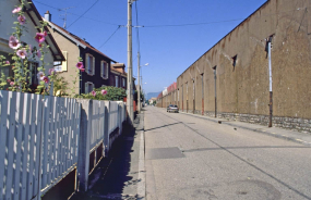 Mur ouest de l'atelier de la filature sur la rue du Salbert. © Région Bourgogne-Franche-Comté, Inventaire du patrimoine