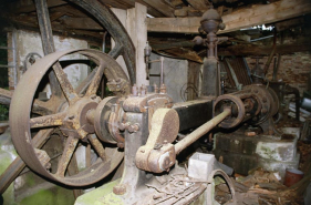 Vue d'ensemble de la machine à vapeur depuis le sud. © Région Bourgogne-Franche-Comté, Inventaire du patrimoine