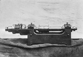 Exemple de tour à bois du constructeur mécanicien Lizon. © Région Bourgogne-Franche-Comté, Inventaire du patrimoine