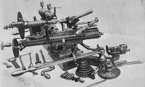 Exemple de machine du constructeur mécanicien Lizon : machine à percer les manches d'outils ? © Région Bourgogne-Franche-Comté, Inventaire du patrimoine