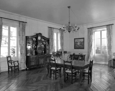 La salle à manger, vue générale. © Région Bourgogne-Franche-Comté, Inventaire du patrimoine