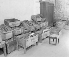 Vue d'ensemble du poste de travail. © Région Bourgogne-Franche-Comté, Inventaire du patrimoine