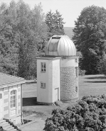 Vue d'ensemble plongeante depuis le pavillon de l'équatorial coudé, au nord-ouest. © Région Bourgogne-Franche-Comté, Inventaire du patrimoine