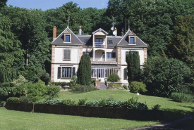 Façade antérieure du logement patronal. © Région Bourgogne-Franche-Comté, Inventaire du patrimoine