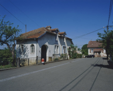 Maison jumelée rue des Fondeurs : vue de trois quarts. © Région Bourgogne-Franche-Comté, Inventaire du patrimoine