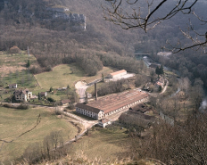 Vue d'ensemble depuis le sud-ouest. © Région Bourgogne-Franche-Comté, Inventaire du patrimoine