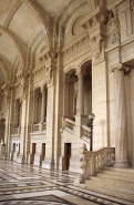 Intérieur du hall donnant sur la rue de Harlay. © Région Bourgogne-Franche-Comté, Inventaire du patrimoine