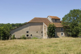 Vue d'ensemble depuis l'est. © Région Bourgogne-Franche-Comté, Inventaire du patrimoine