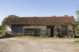 Atelier de distillation. © Région Bourgogne-Franche-Comté, Inventaire du patrimoine