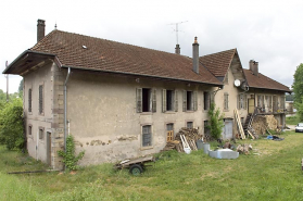 Vu de trois quarts arrière. © Région Bourgogne-Franche-Comté, Inventaire du patrimoine