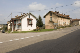 Maisons ouvrières (centre village). © Région Bourgogne-Franche-Comté, Inventaire du patrimoine