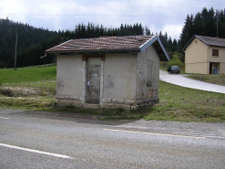 Façades antérieure et latérale vues de trois quarts. © Région Bourgogne-Franche-Comté, Inventaire du patrimoine