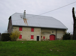 Vue générale de la façade postérieure. © Région Bourgogne-Franche-Comté, Inventaire du patrimoine