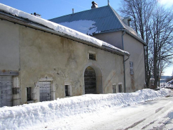 Façade antérieure vue de trois quarts. © Région Bourgogne-Franche-Comté, Inventaire du patrimoine