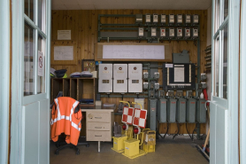 Vue d'ensemble du bureau de l'agent de circulation. © Région Bourgogne-Franche-Comté, Inventaire du patrimoine