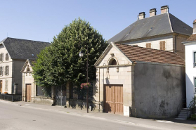 Vue d'ensemble depuis le nord-est. © Région Bourgogne-Franche-Comté, Inventaire du patrimoine