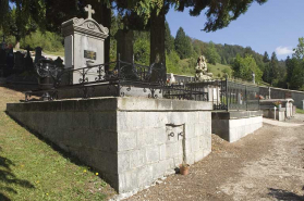 Vue générale de trois quart gauche. © Région Bourgogne-Franche-Comté, Inventaire du patrimoine