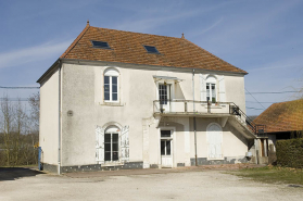 Logement patronal et bureau. Façade sud. © Région Bourgogne-Franche-Comté, Inventaire du patrimoine