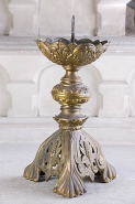 Vue générale d'un chandelier d'autel. © Région Bourgogne-Franche-Comté, Inventaire du patrimoine