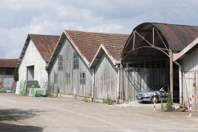 Pignons des magasins et entrepôts industriels. © Région Bourgogne-Franche-Comté, Inventaire du patrimoine