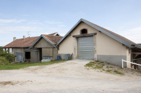Pignons sud de l'écurie. © Région Bourgogne-Franche-Comté, Inventaire du patrimoine