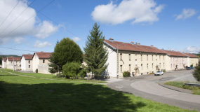 Vue d'ensemble depuis le sud-est. © Région Bourgogne-Franche-Comté, Inventaire du patrimoine