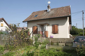Maison individuelle rue des Lesses. Façade postérieure. © Région Bourgogne-Franche-Comté, Inventaire du patrimoine