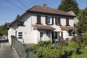 Façade est d'une maison. © Région Bourgogne-Franche-Comté, Inventaire du patrimoine