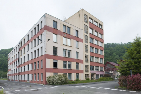 Bâtiment administratif. Vue depuis l'ouest. © Région Bourgogne-Franche-Comté, Inventaire du patrimoine