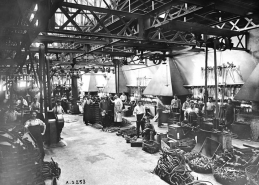 Atelier de forge (pièces pour cycles). © Région Bourgogne-Franche-Comté, Inventaire du patrimoine