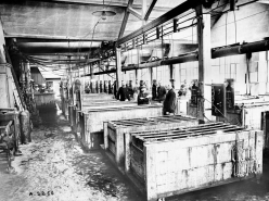 Atelier de nickelage. © Région Bourgogne-Franche-Comté, Inventaire du patrimoine