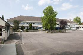 Vue générale sur la cour. © Région Bourgogne-Franche-Comté, Inventaire du patrimoine